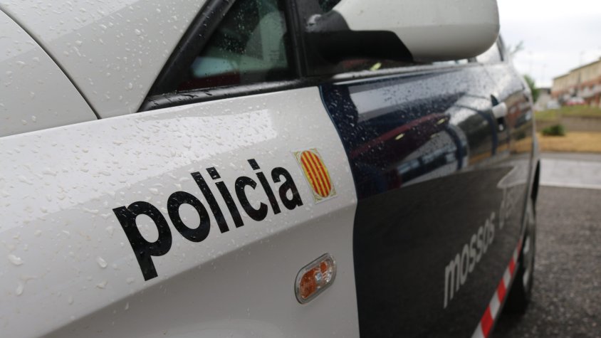 Detenen un dona per robar-li diners a una altra a Olot durant el mes de novembre