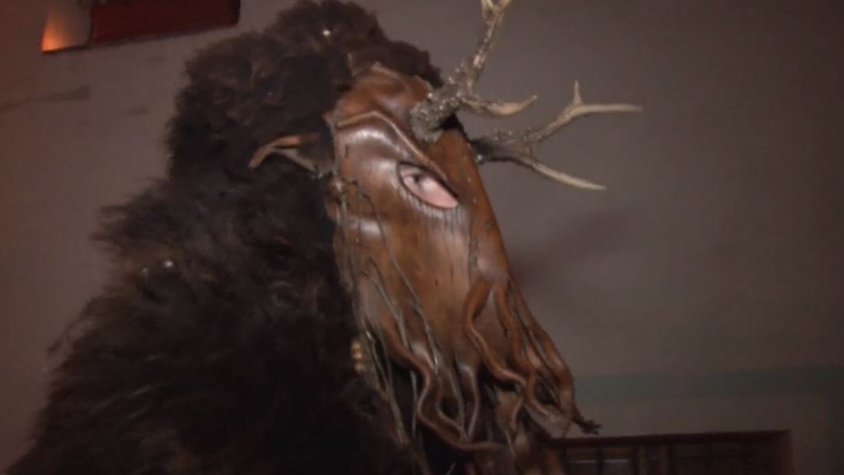 L'Home Escorça dona la benvinguda al solstici d'hivern