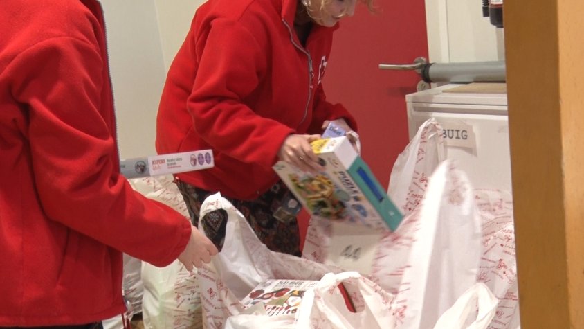 Creu Roja Garrotxa tornarà a fer arribar joguines a les llars més necessitades aquest Nadal