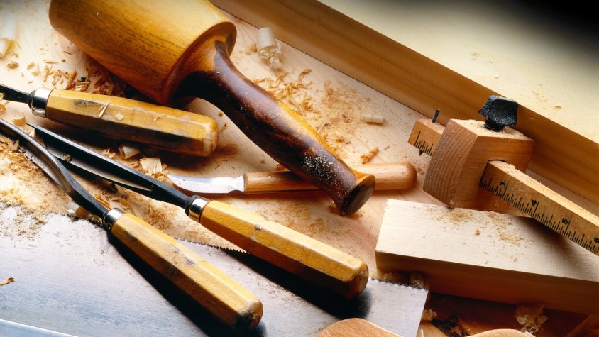 Falta relleu generacional per als oficis tradicionals, que actualment estan saturats de feina