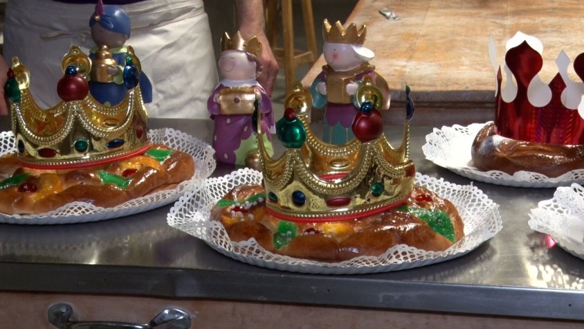 El tortell de Reis s’imposa a la crisi i continua omplint les pastisseries de la Garrotxa