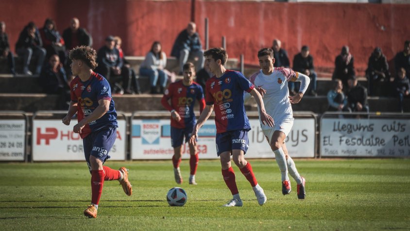 Olot-Prat: una final per tancar la primera volta