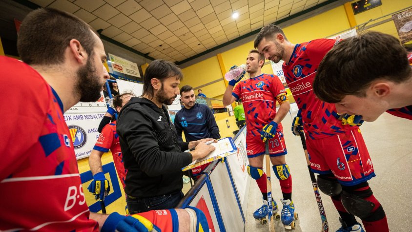 La victòria de l'Hoquei Olot s'escapa en el darrer minut (2-2)