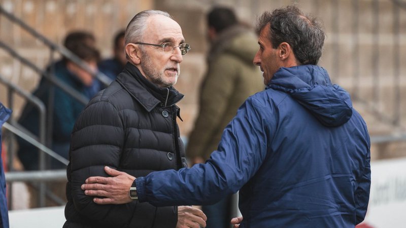 La UE Olot tanca el mercat d'hivern sense cap més novetat