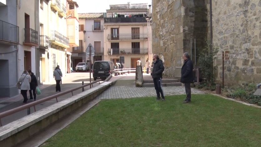 Tortellà inaugura els jardins de la cellera