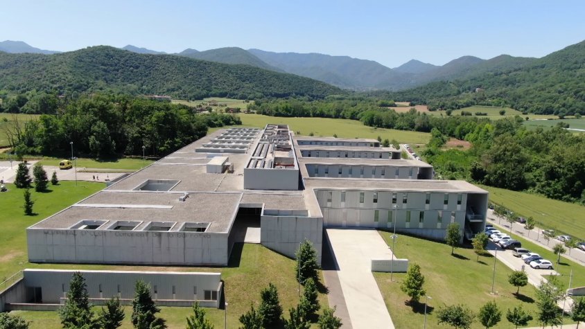 L’Hospital d’Olot i Comarcal de la Garrotxa s’ha gastat dos milions d’euros en energia elèctrica en l’últim any