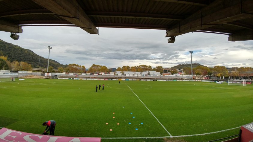 L'estadi municipal d’Olot no està preparat per fer-hi grans esdeveniments