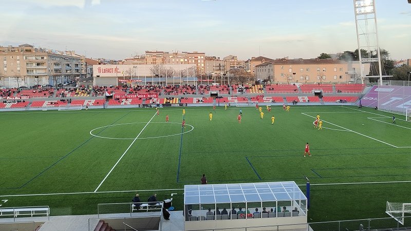 L'Olot trenca la bona ratxa per culpa de dos minuts fatídics a l'Olímpic de Terrassa