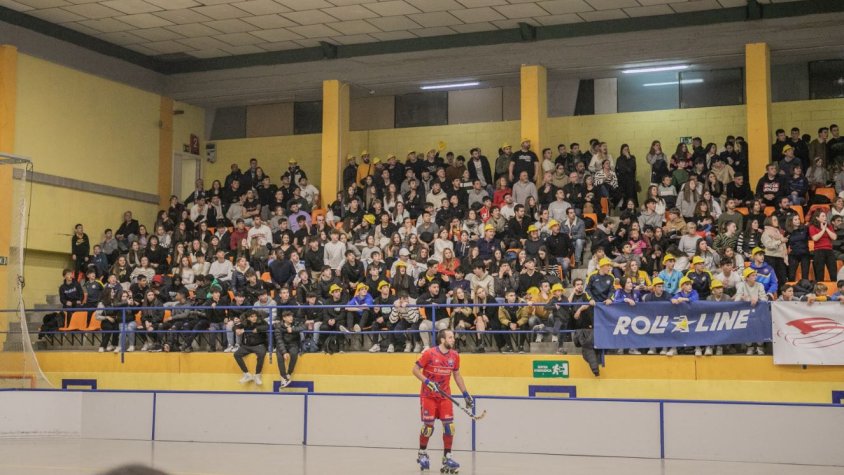 Festa grossa de l’Hoquei olotí a les portes d’assegurar la permanència