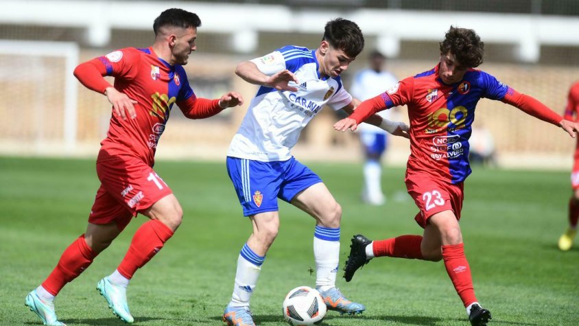 Els garrotxins Callís i Terma han estat les novetats a l'alineació (Real Zaragoza)