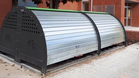 Olot comptarà amb aparcaments segurs de bicicletes
