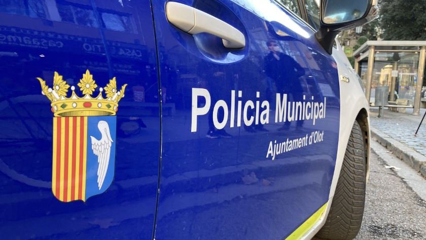 3 persones enxampades fent trampes als exàmens teòrics de conduir