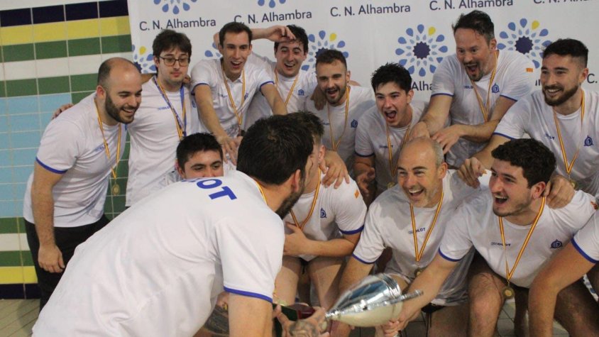 El Club Natació Olot es proclama campió de la Tercera Divisió Espanyola de waterpolo