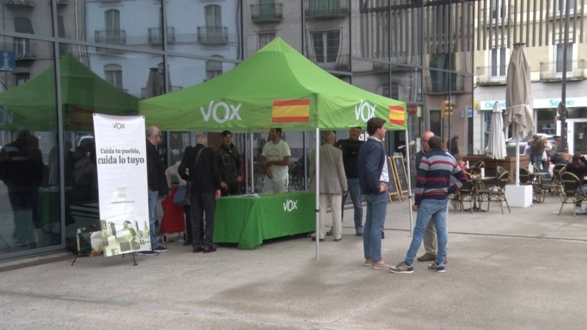 Vox Olot vol revertir la divisió que, segons el partit, han creat els partits separatistes a la societat olotina