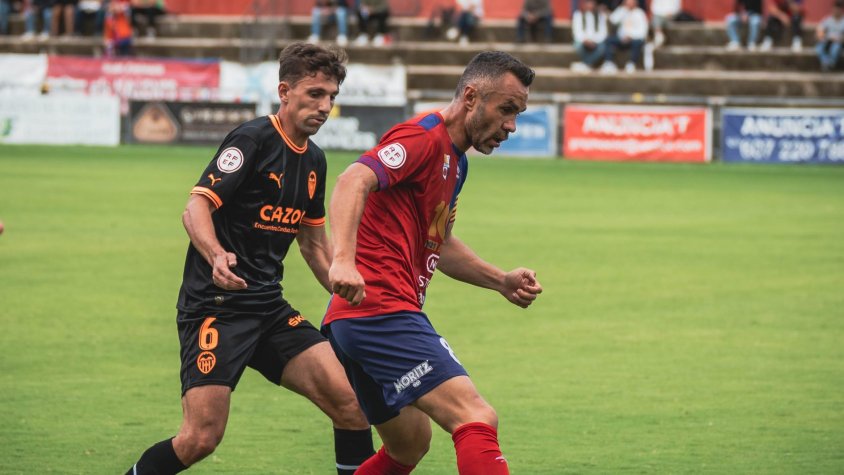 Eloi Amagat no seguirà a la UE Olot