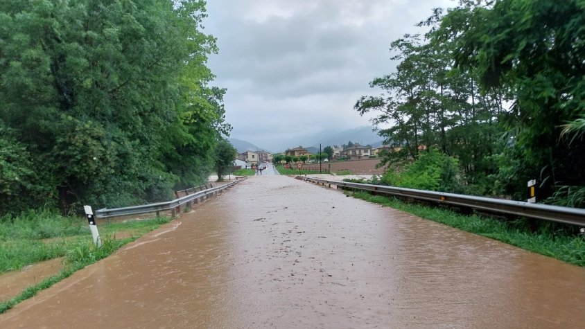 L’aiguat del 13 de juny a la Vall de Bianya va provocar danys al tram del bici carril i a les rieres