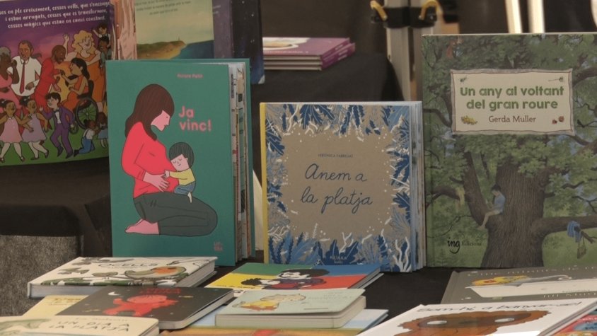 La Fira del Llibre local i conscient de les Preses creix en la segona edició