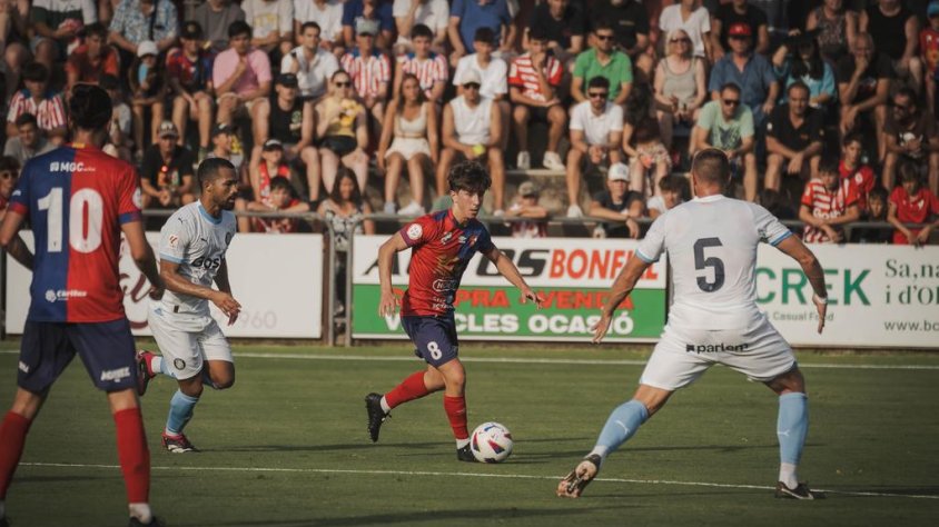 La UE Olot perd contra el Girona amb dignitat (2-4)