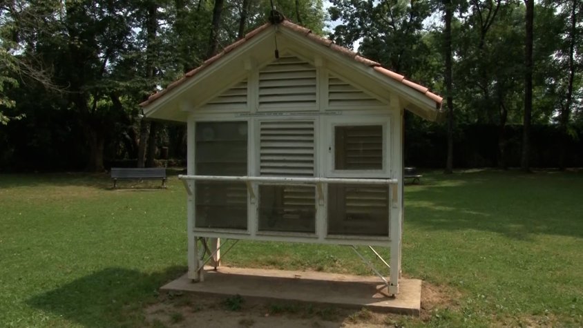 Estacions meteorològiques com la del Parc Nou són claus per documentar el clima