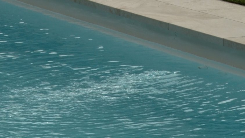 La sequera no frena la construcció de noves piscines particulars