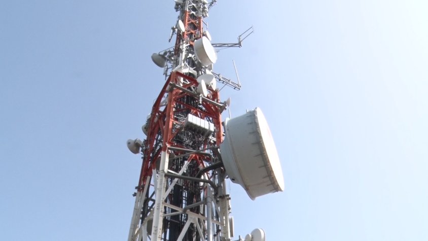 Riudaura i la Vall de Bianya segueixen amb problemes de cobertura una setmana després del sabotatge