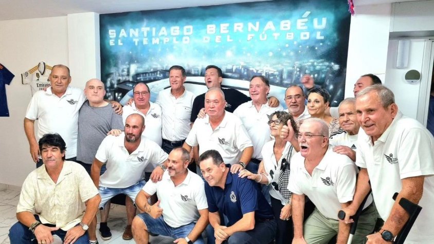 La Penya Madridista d’Olot i Comarca inaugura la seva primera seu