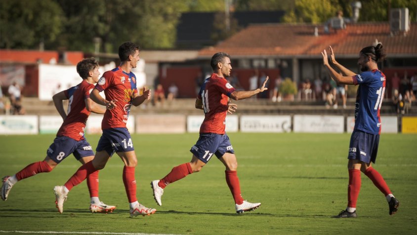 L'Olot comença amb bon peu (2-0)