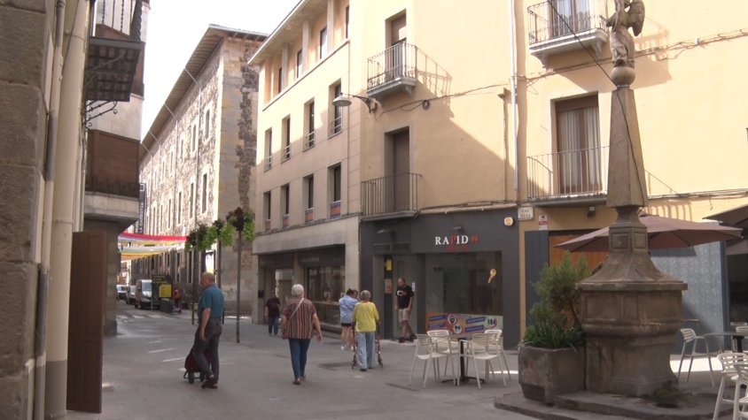 La peatonalització del carrer Antoni Llopis i les actuacions de millora a la plaça Mora seran els primers passos del projecte 'Dinamització comercial, turística i urbana'