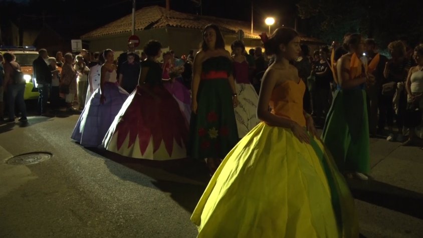 El ball pla ha tornat a ser el moment més esperat de la festa de Sant Miquel