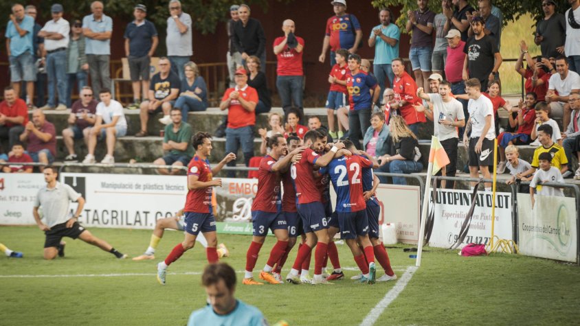 Moha ha marcat el seu primer gol amb l'Olot aquesta temporada (Pau González)