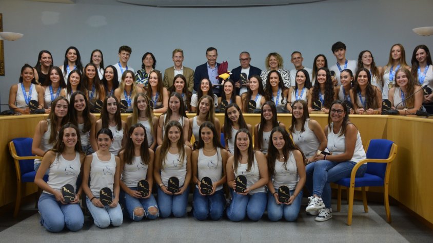 El Club Patinatge Artístic Olot atribueix el Campionat del Món a la unió de tots els integrants del club