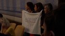 Les treballadores del Consorci d’Acció Social de la Garrotxa protesten en el ple d'octubre del Consell Comarcal