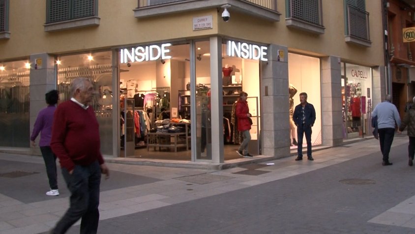 La gran majoria dels comerciants d’Olot afirmen que el canvi d’hora els perjudica