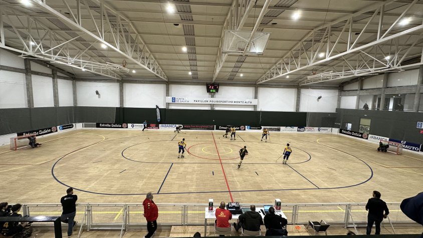 L'Hoquei Olot perd per la mínima contra el Dominicos en el darrer instant (3-2)
