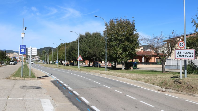 Els Mossos busquen uns lladres que van entrar a robar en tres domicilis de les Planes d'Hostoles la mateixa tarda