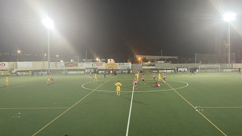 L'Olot suma un punt agredolç al camp del Vilassar (0-0)
