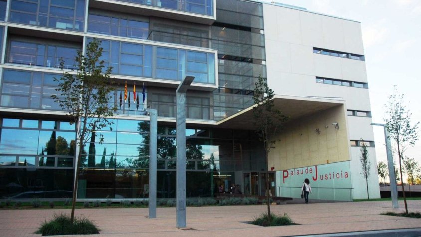 Jutgen un home acusat d’abusar sexualment en "innombrables ocasions" a la fillastra a Olot