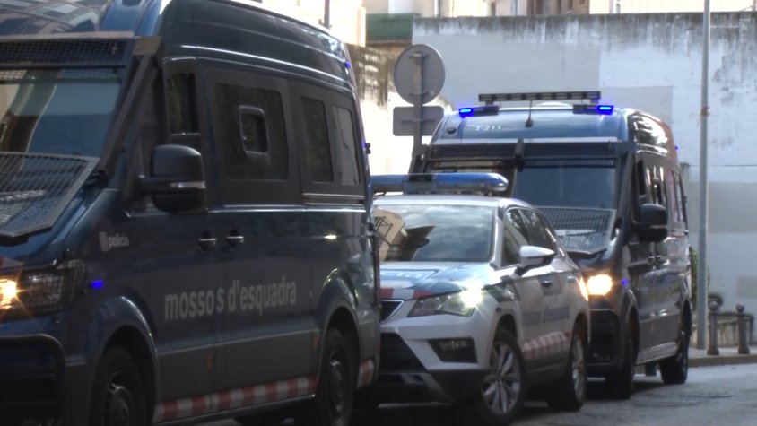 Queden en llibertat amb mesures cautelars els dos detinguts en l'operació antigihadista a Olot 