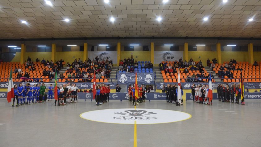 Arrenca l’Europeu Femení d’hoquei patins al pavelló d’esports d’Olot