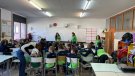 Les jugadores de la selecció espanyola d’hoquei patins visiten les escoles d’Olot