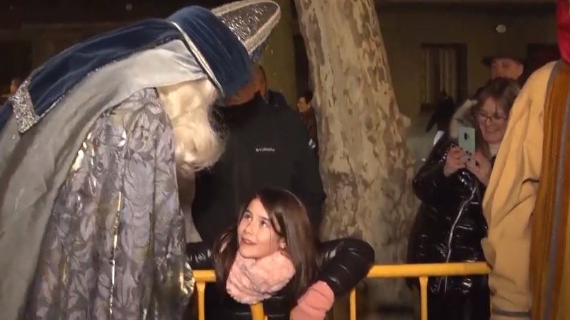 Olot, pendent de la pluja, per dur a terme una cavalcada de Reis per a tothom