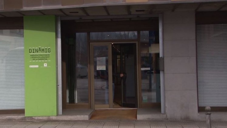 Dinàmig vol crear una xarxa que permeti a emprenedores fer trobades entre si, ajudar-se i seguir ajudant a noves persones al desenvolupament del seu negoci