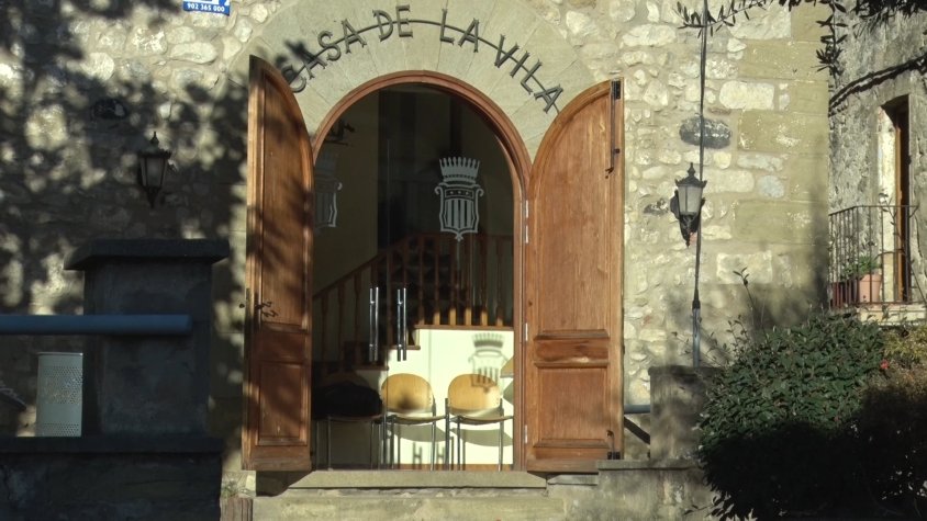 Les Planes d'Hostoles, sense llum, telèfon ni explicacions per part de la companyia elèctrica