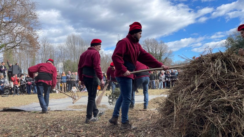 La mala collita no impedeix una nova Fira del Fajol a Batet de la Serra