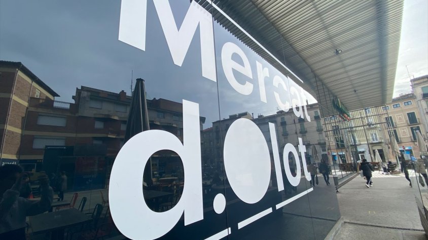 L’Ajuntament d’Olot millorarà el sistema de climatització de la Plaça Mercat