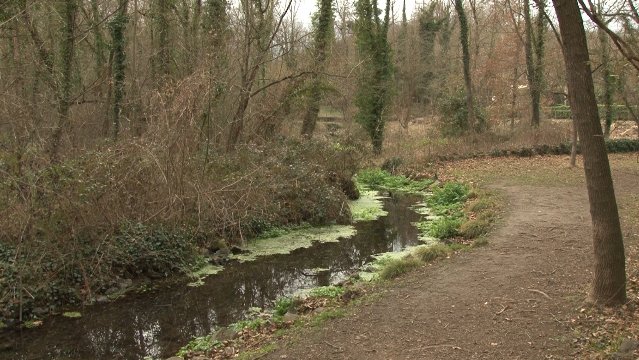 L'Ajuntament d'Olot vol fer millores als terrenys de l'antiga bòbila ubicada entre La Deu i la carretera del Triai