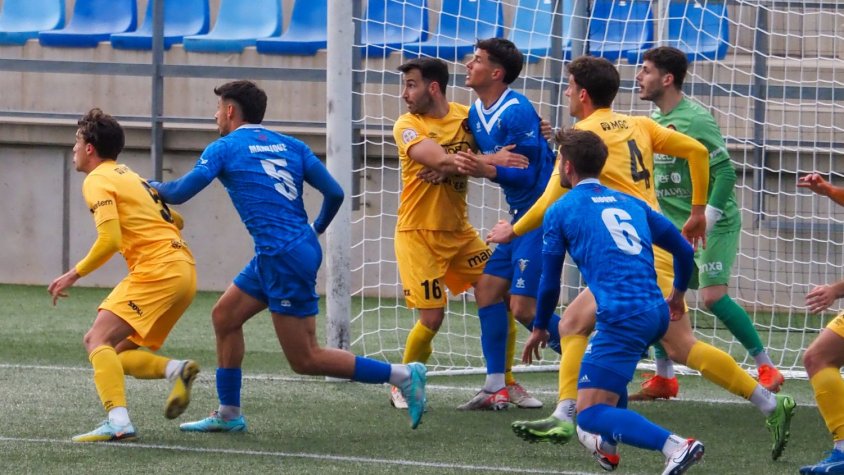 La Unió Esportiva Olot busca la vuitena contra el Castelldefels