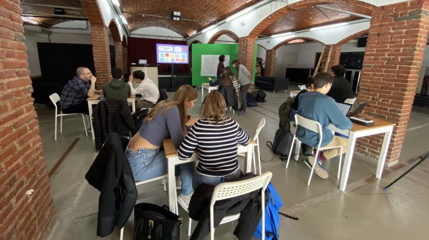 Alumnes de l'INS La Garrotxa i de l'Institut Montsacopa d’Olot participen al Torneig de Dramatúrgia