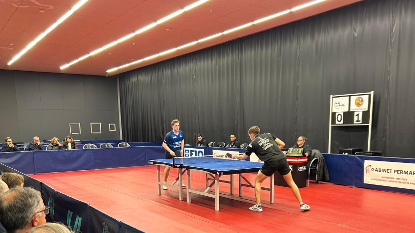 El Club Tennis Taula Olot recupera la bona sintonia i es fa fort contra l’Irun Leke Enea Basc (4-2)