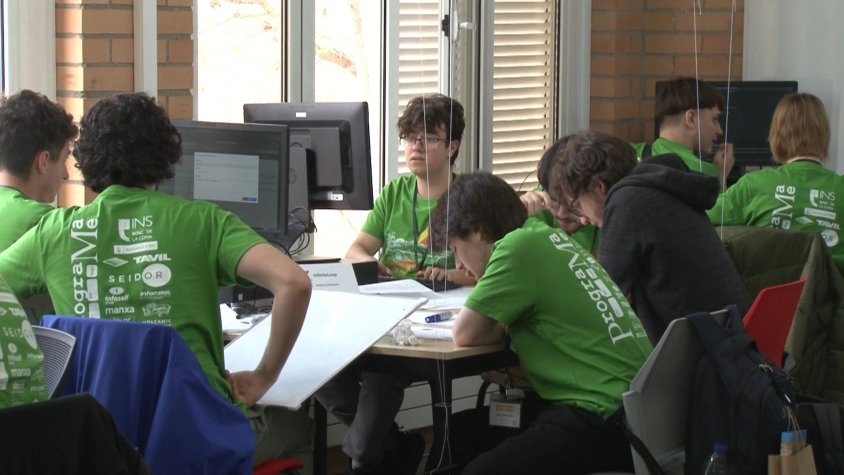 Només cinc dels 66 participants del concurs d’informàtica PROGRÁMAME del Bosc de la Coma d’Olot, són noies